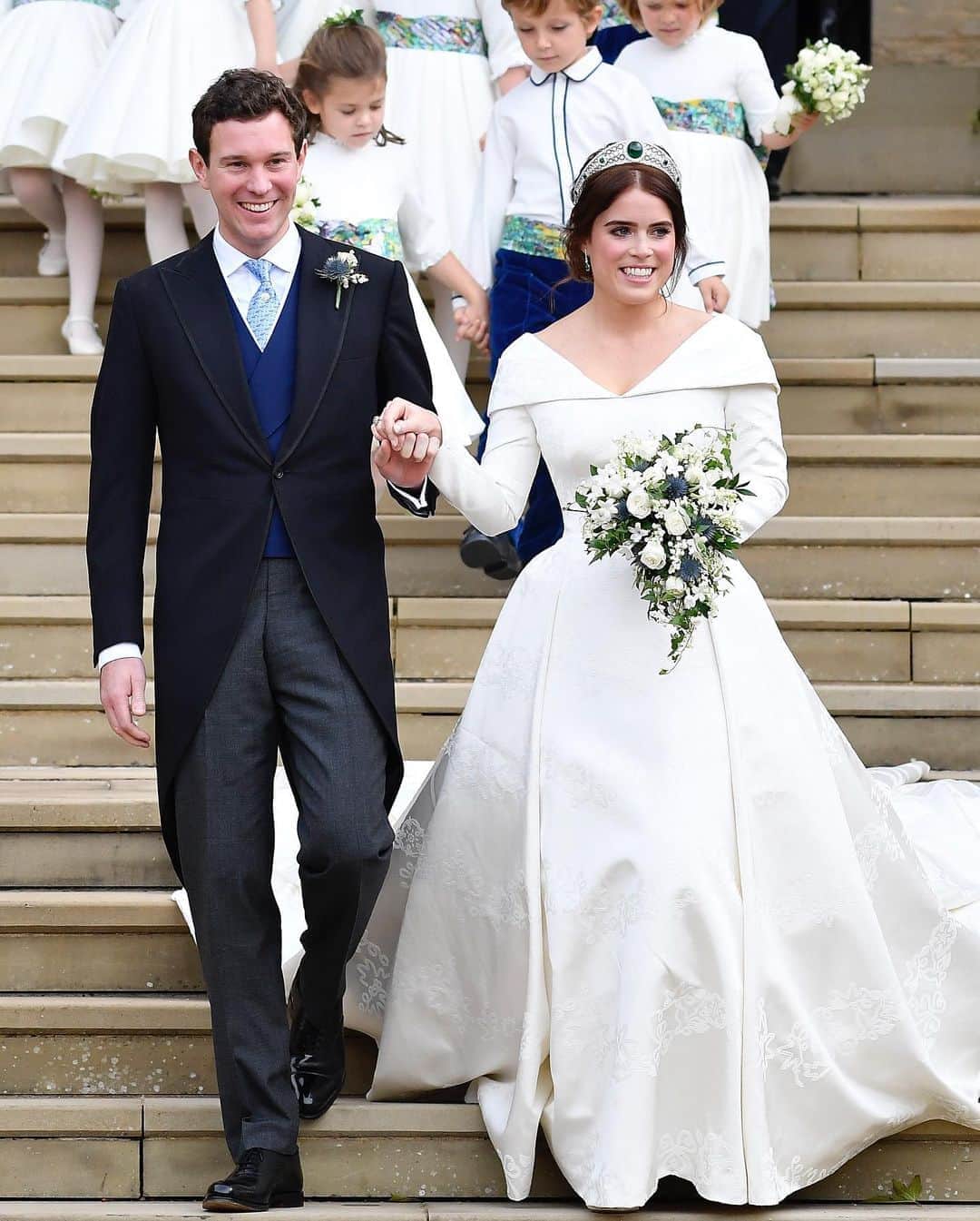 Just Jaredさんのインスタグラム写真 - (Just JaredInstagram)「Princess Eugenie and her husband Jack Brooksbank are expecting their first child! Tap this photo at the LINK IN BIO to see how the couple announced the news, plus read the palace’s official statement. #PrincessEugenie #JackBrooksbank #RoyalBaby Photos: Getty」9月25日 19時02分 - justjared