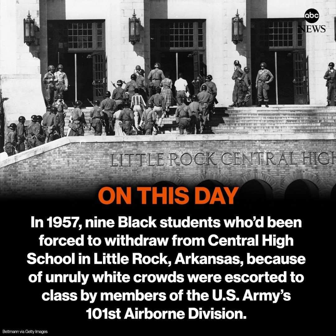 ABC Newsさんのインスタグラム写真 - (ABC NewsInstagram)「ON THIS DAY: In 1957, nine Black students who’d been forced to withdraw from Central High School in Little Rock, Arkansas, because of unruly white crowds were escorted to class by members of the U.S. Army’s 101st Airborne Division. #onthisday #littlerock」9月25日 19時11分 - abcnews