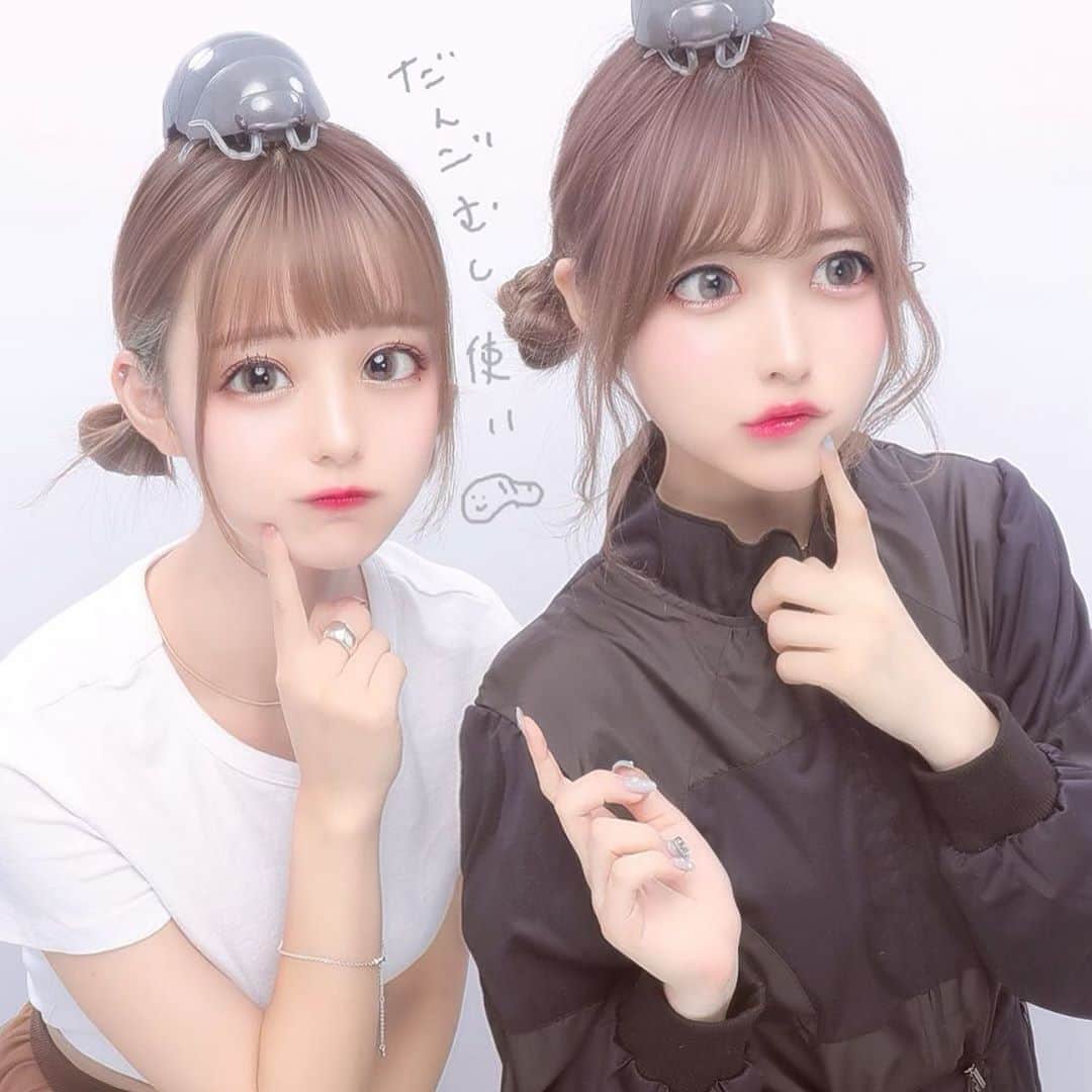 のインスタグラム：「さりちゃんといっしょにチャイナーーのかみのけした  だんごむしのガチャガチャもらった！ 前あったときは、シルバニアのガチャガチャくれたの  るーがよろこぶものよく分かってくれてるすき( ´ •̥  ̫ •̥ ` )  ぷりくらとって火鍋てきなやつたべて、カフェいっておはなしした  さいきんたくさん会ってるんだあ  ๑´•.̫ • `๑꒱  #プリクラ」