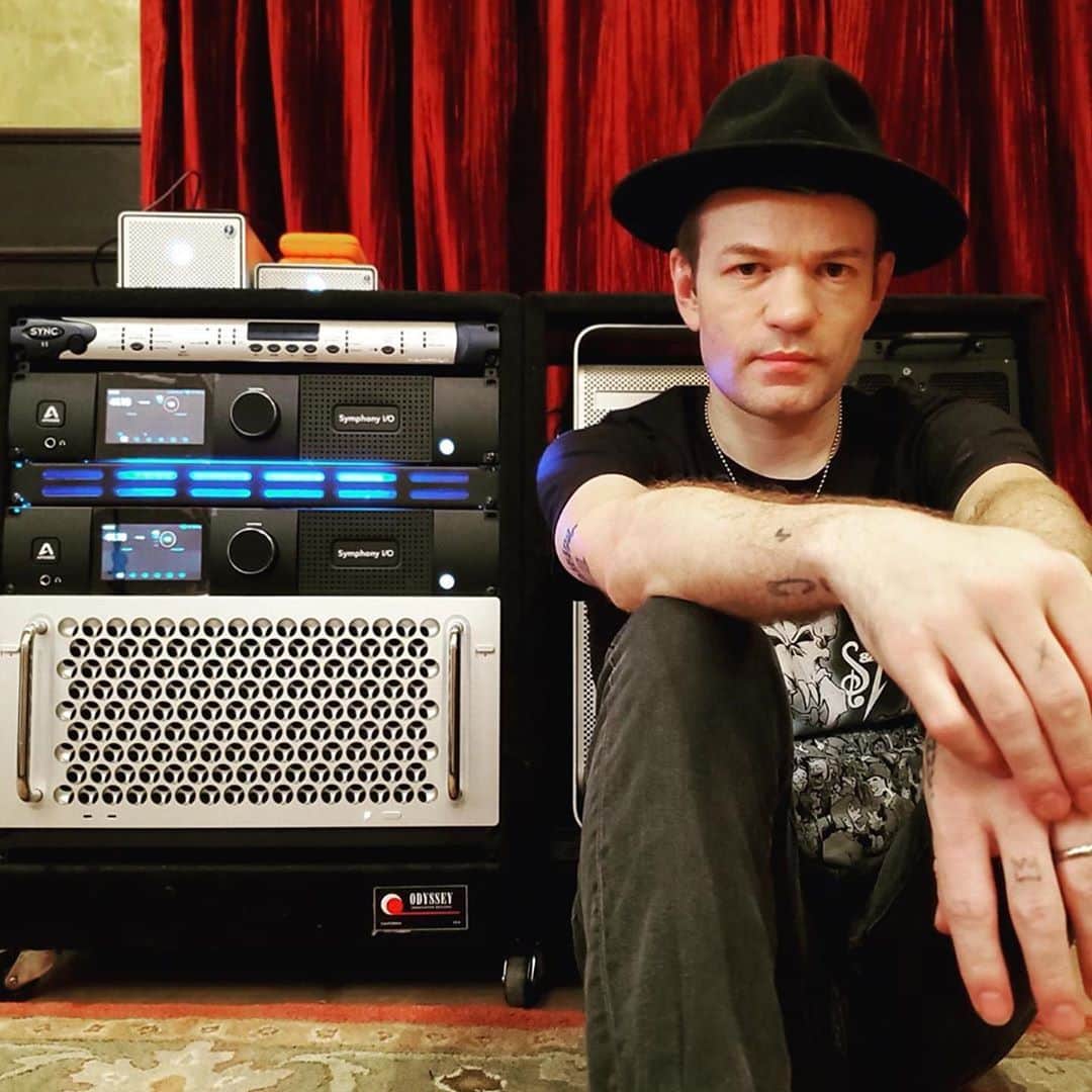 Sum 41さんのインスタグラム写真 - (Sum 41Instagram)「#Repost @deryckwhibley  Been using this down time to upgrade my whole system here at Studio Mr. Biz. I’ve always been an @apogeedigital fan, but I’m really blown away with how great my new Symphony MK II system is. All 64 channels for my SSL! #NerdAlert」9月25日 19時29分 - sum41