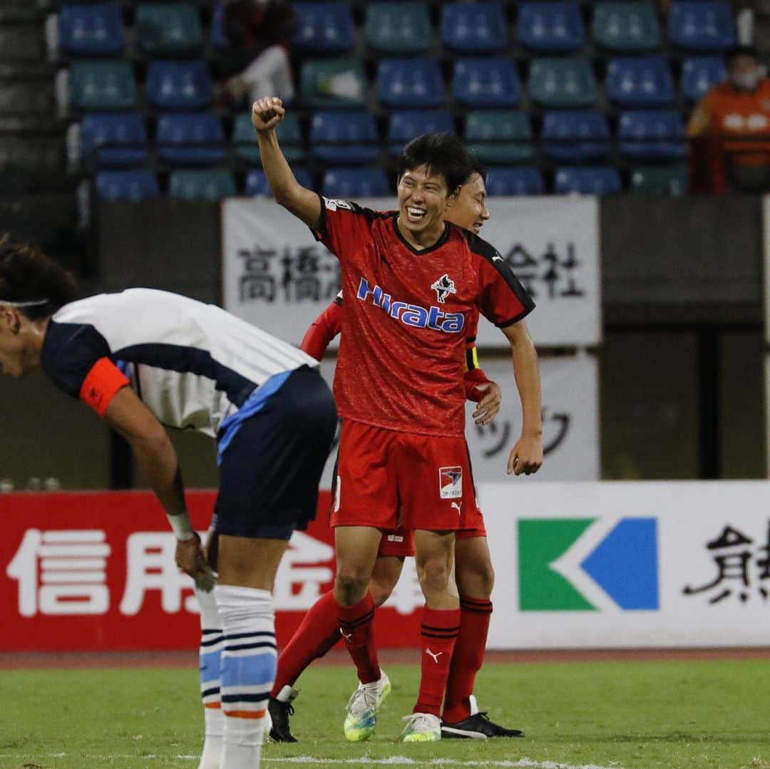 ROASSO KUMAMOTOさんのインスタグラム写真 - (ROASSO KUMAMOTOInstagram)「⚽️ ／ 9.22.TUE.第17節 VS Y.S.C.C.横浜 フォトレポートPart②📸 ＼ YS横浜戦 #広報カメラ で撮影した、フォトレポートPart②をお届けします✨🐴 -----﻿ NEXT GAME﻿ 🗓 9.27.SUN ⏰ 14:00 KICK OFF﻿ 🆚 ガンバ大阪U-23 🏟 パナソニックスタジアム吹田 📺 DAZN -----﻿ #ロアッソ熊本 ﻿ #2020シーズン  #中原輝 #河原創 #谷口海斗 #坂本広大 #繋続 #TSUNAGI﻿ #つなぎ  #2020の主役は誰だ ﻿ #roasso﻿ #熊本﻿ #Jリーグ﻿ #jleague﻿ #サッカー﻿ #ゴール ﻿ #えがお健康スタジアム﻿ #感謝﻿ #いまできること﻿ #がんばろう日本﻿ #みんなで乗り越えよう ﻿ #jリーグにできること」9月25日 19時49分 - roassokumamoto_official