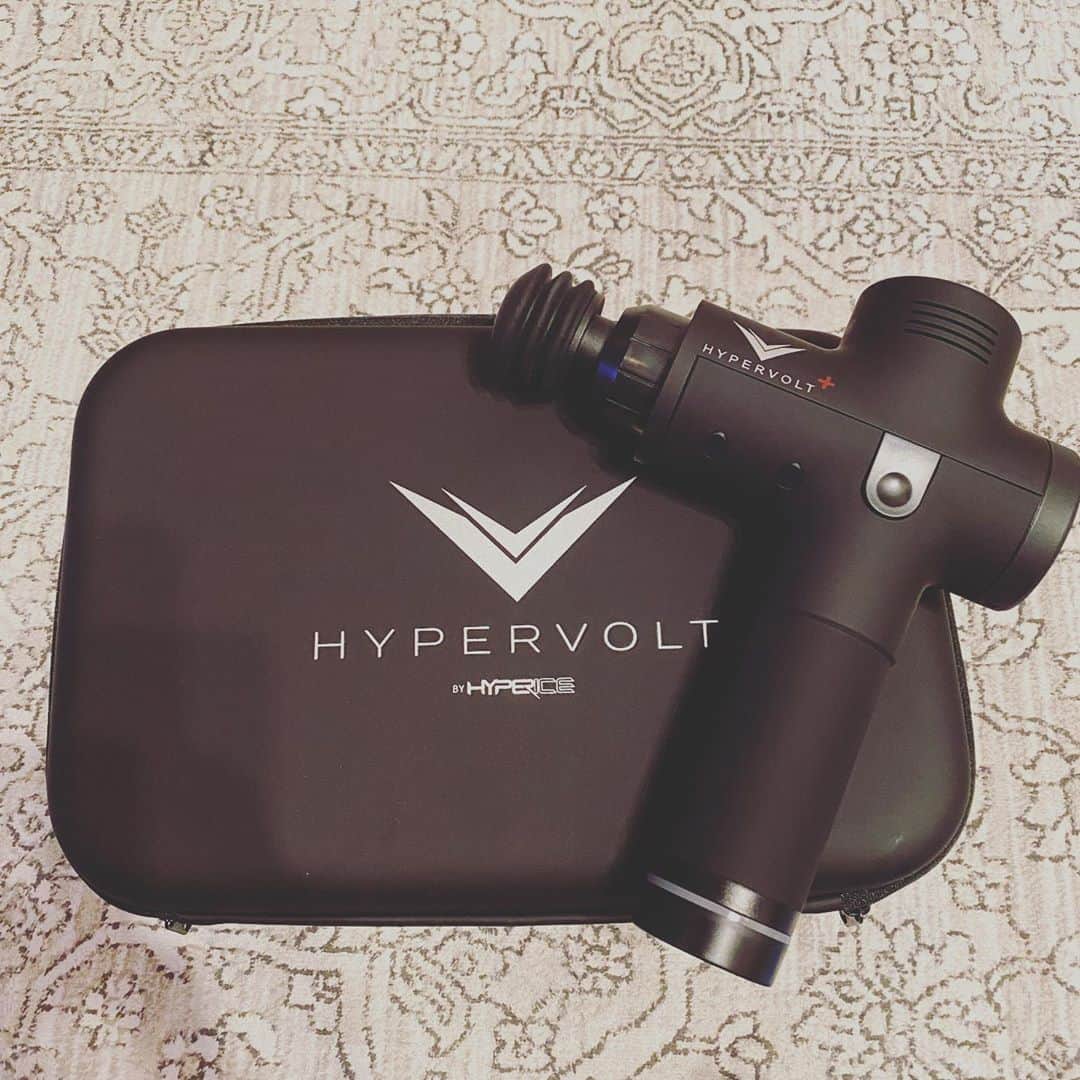 のインスタグラム：「_ newitem😎 #HYPERVOLT + #HYPERICE」