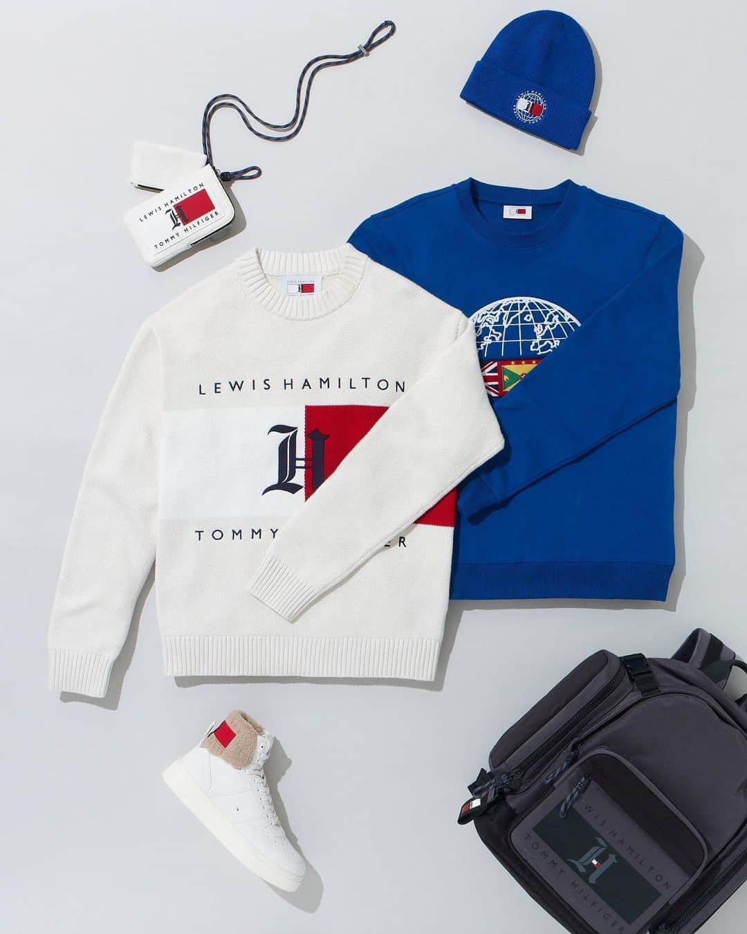 Tommy Hilfigerさんのインスタグラム写真 - (Tommy HilfigerInstagram)「Two types of crew necks: ⚪️ or 🔵. Which one is on your list? #TommyXLewis」9月25日 20時16分 - tommyhilfiger