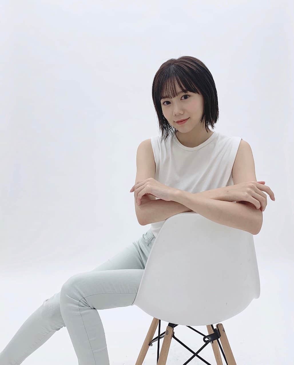 千田麻実のインスタグラム：「ほぼ白🌨」