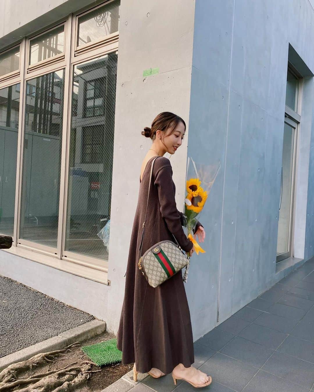 大野真昂のインスタグラム：「☺︎  今日は久しぶりにお休み🌿 毎日たくさんのご来店ありがとうございます😋  小顔調整のキャンペーン価格は9月までです！ 9月は予約がほとんどうまっているので、 9月中にご予約の方は10月以降の施術でも キャンペーン価格で対応してます♥️  お客様みんな美意識高いから 美容情報に詳しくなってきてる😂 明日からまた頑張ろう〜！  #parafuse #パラフューズ #parafuse熊本 #小顔 #小顔エステ #小顔調整 #脳洗浄 #脳脊髄液 #マッサージ #脱毛 #脱毛サロン #ルミクス #ルミクス脱毛 #lumix脱毛 #レディース脱毛 #キッズ脱毛 #熊本脱毛 #mrco #エムアールドットコー #エステサロン #熊本サロン」
