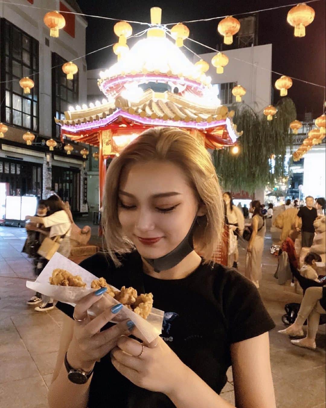 えまぽち(穂波エマ)のインスタグラム：「♪も〜私の虜になっチャイナ？🇨🇳」