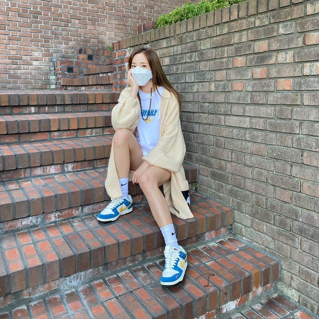 ダラ のインスタグラム