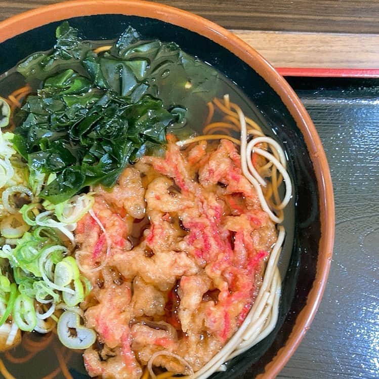 松田洋治のインスタグラム：「減量が落ち着いて1kg貯金ができたので昼蕎麦再開。」