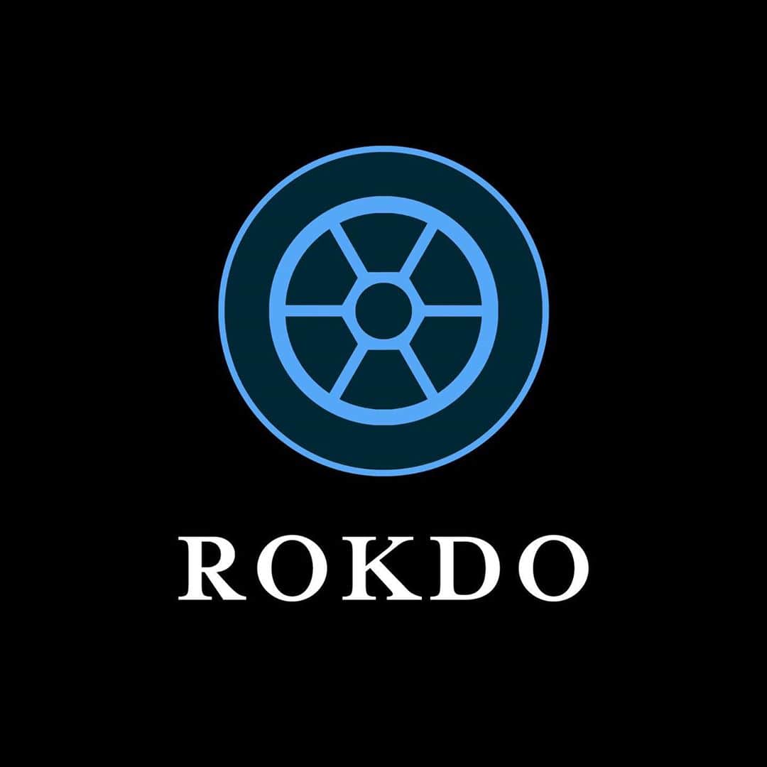 村井隆一さんのインスタグラム写真 - (村井隆一Instagram)「Time to share ROKDO to the world🌍🌎🌏  岩場の魅力を一層深めていきたいという共通認識のもと、ロッククライマーによるチーム結成をしました。これから個々の活動だけでなくチームとしてもアウトドアでのクライミングシーンを盛り上げていければと思います。  お楽しみに。  - ROKDO - @rokdo_team   formed by @ryu____1  @nomura_shinichiro  @naoki__shimatani   #climbing#bouldering#ROKDO」9月25日 20時52分 - ryu____1