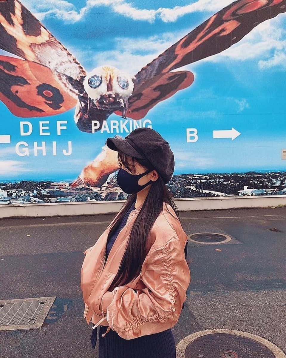 久保亜沙香さんのインスタグラム写真 - (久保亜沙香Instagram)「ちょっと待って。今日の私服、モスラ過ぎない？🤔 #モスラ #東宝スタジオ #toho #asakakubo #久保亜沙香 #久保 #亜沙香 #asaka #kubo #follow  #photo #live #ライブ #actress #singer #japanese #japanesegirl #japan #舞台 #舞台女優 #役者 #撮影 #写真 #フォロー #日本人 #私服」9月25日 21時02分 - asaka_kubo