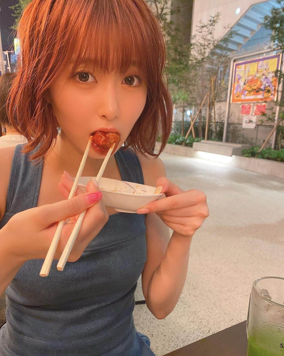 こよちゃんさんのインスタグラム写真 - (こよちゃんInstagram)「4コマまんがです🙇‍♀️ ・ ・ おいしーーっっ🐓🍻 この日風強いしで巻きとれたけど ほろ酔いいい気分だったって話  #渋谷横丁 #miyashitapark  #酒好きな人と繋がりたい  #緑ハイ #抹茶 #いんしゅたぐらむ #食べるの大好き  #韓国グルメ #女子会 #渋谷カフェ #カフェ巡り  #ビアガーデン #美男美女と繋がりたい #サロモ #サロンモデル #大学生コーデ #カジュアルコーデ #オトナ女子 #東京観光 #お出かけ #撮影依頼募集中 #ショートヘア #女子力向上委員会 #美男美女と繋がりたい #like #followｍe #ootd #いいね返しは絶対 #コメント大歓迎  #화장품 #코덕스타그램」9月25日 21時30分 - koyomatsu5