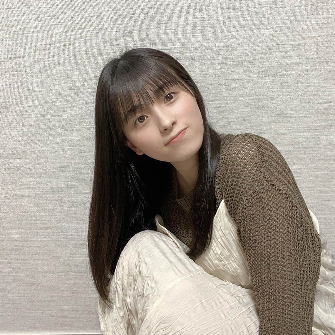 大園桃子さんのインスタグラム写真 - (大園桃子Instagram)「...  もう21歳の大人だから お休みの日でも早寝早起きを できるようになりたいな。  生活を整える事が1番の目標です🦥」9月25日 21時27分 - o.momoko_official