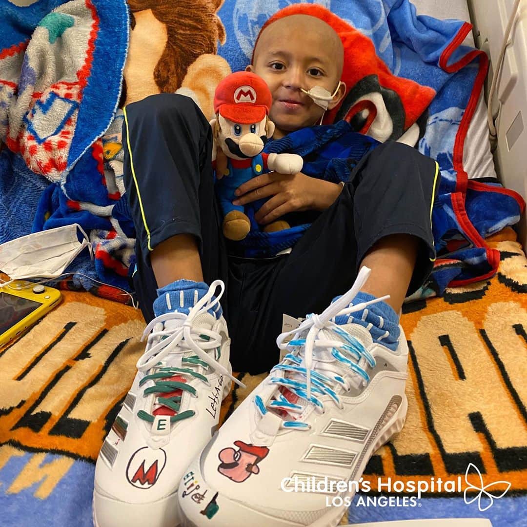 ジャスティン・ターナーのインスタグラム：「September is #ChildhoodCancerAwrenessMonth so i will be wearing these custom designed cleats by these two Lil warriors! Thank you #Nano (@ironboy_adriano) and Elijah for putting your special touch on these bad boys!!! Also, thank you to everyone @childrensla for facilitating this tradition during these times of COVID. And of course @adidasbaseball for providing the canvas for these 2 studs to express themselves!!! #Mario #Coco #Warriors #SU2C #CHLA #CantaYNoLlores #SingDontCry」