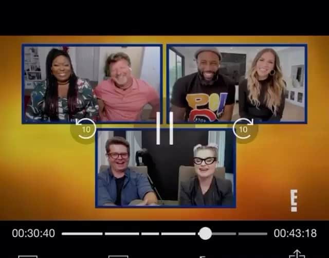 エリン・アンドリューズのインスタグラム：「#FBF This is where it all fell apart for us on #celebritygameface but I love @stolly28 for trying. @kevinhart4real accuses me of cheating, which was BS..and Howie is hilarious in the background! 😬🤣😜 #tiktokchallenge」