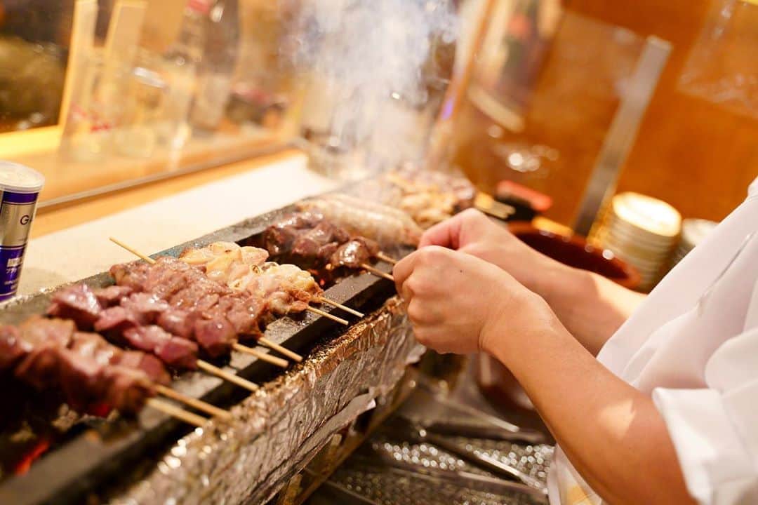 わっきーのインスタグラム：「2020年6月にオープンした 神奈川県藤沢の「もつ焼き 北の屋」へ。 一つ一つのポーションが大きくて、 出し惜しみしない料理の数々が 素晴らしかった。  母体が神奈川県で 30年以上営業を続けている「だいご」が 経営する一軒ということで、 味も間違いない。  この日は飲みました笑  #北の屋  #もつ焼き #もつ焼き北の屋  #串 #串焼き #焼鳥 #焼き鳥  #居酒屋  #大衆居酒屋 #youtube #youtuber #ユーチューブ #わっきーtv #わっきー #食レポ #飯テロ #飯テロ動画」