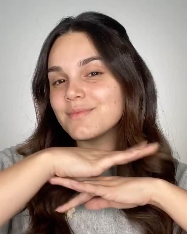 Giovanna Antonelliのインスタグラム：「É mto talento que essa menina linda tem, pra gente ficar admirando e curtindo!!!! Amei @leticiafgomes !  Que Deus continue iluminando seu caminho e que a gente possa ficar daqui só vibrando e torcendo!!! 💜🌈」
