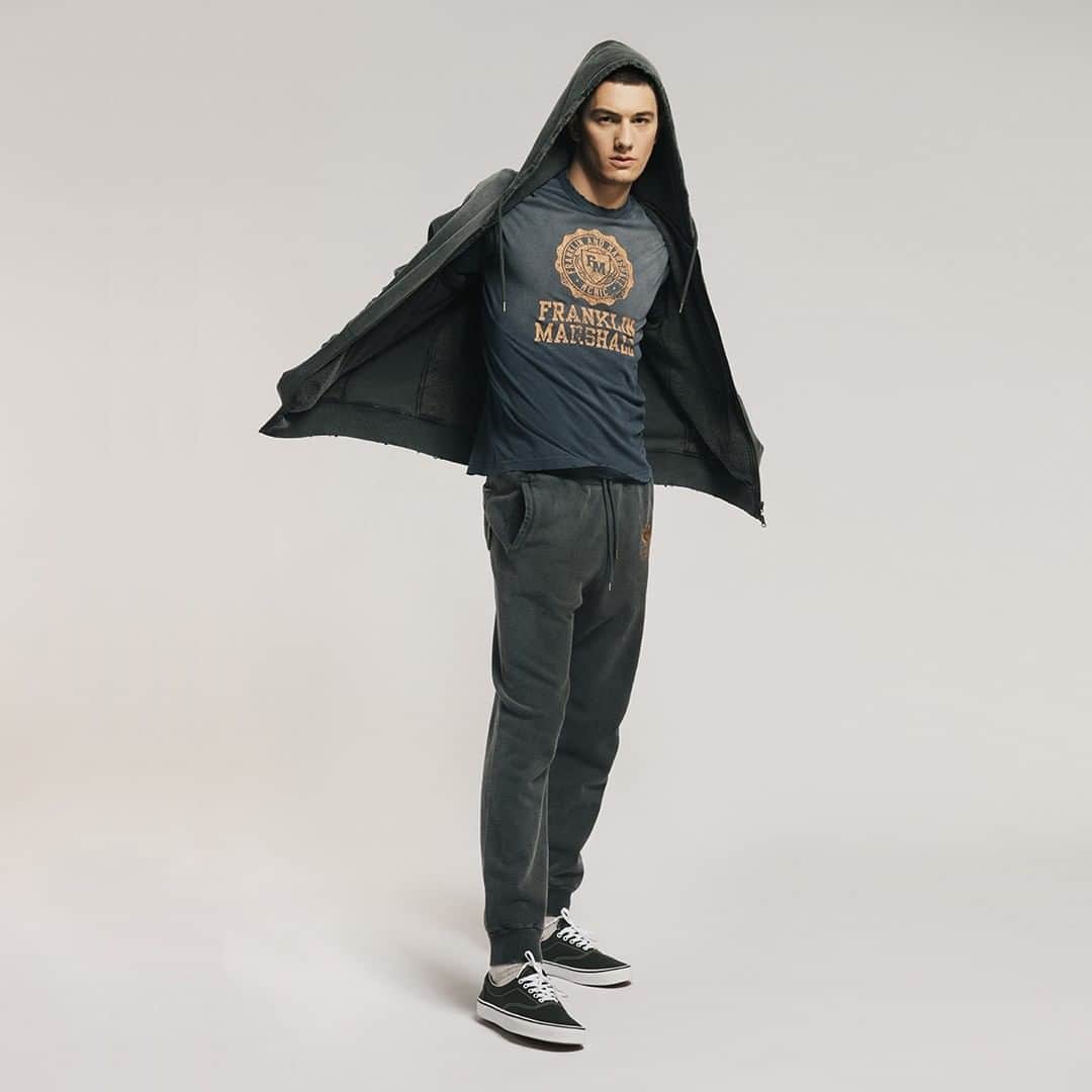 フランクリン&マーシャルのインスタグラム：「FRANKLIN & MARSHALL  FW2020 COLLECTION   A modern take on everyday classics	 #franklinandmarshall #newcollection #fw20 #sweatshirt #trousers」