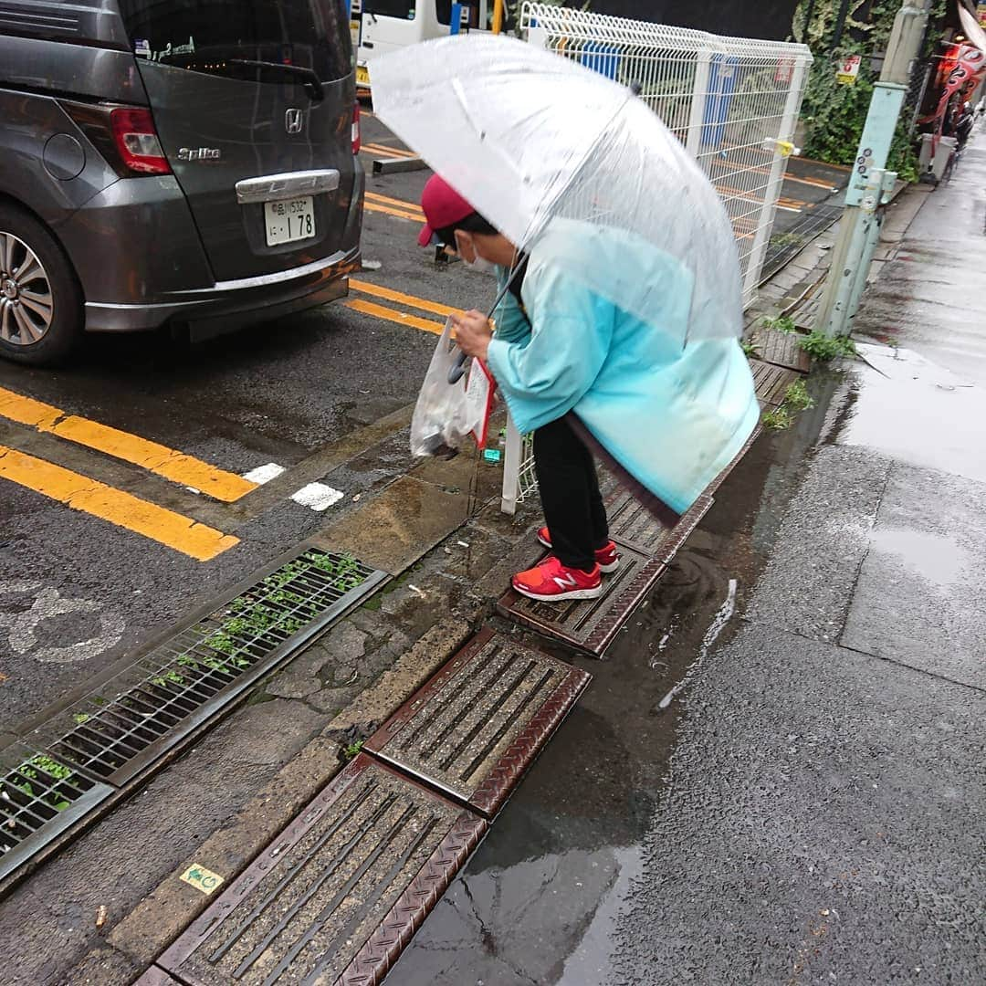 西園ひろむ（マスオチョップ）さんのインスタグラム写真 - (西園ひろむ（マスオチョップ）Instagram)「ライブ出るためには、こんなに大変か。  #真面目男 #うらぁ！ #池袋 #真面目男により池袋がキレイに」9月26日 0時35分 - masuochiyotsupu