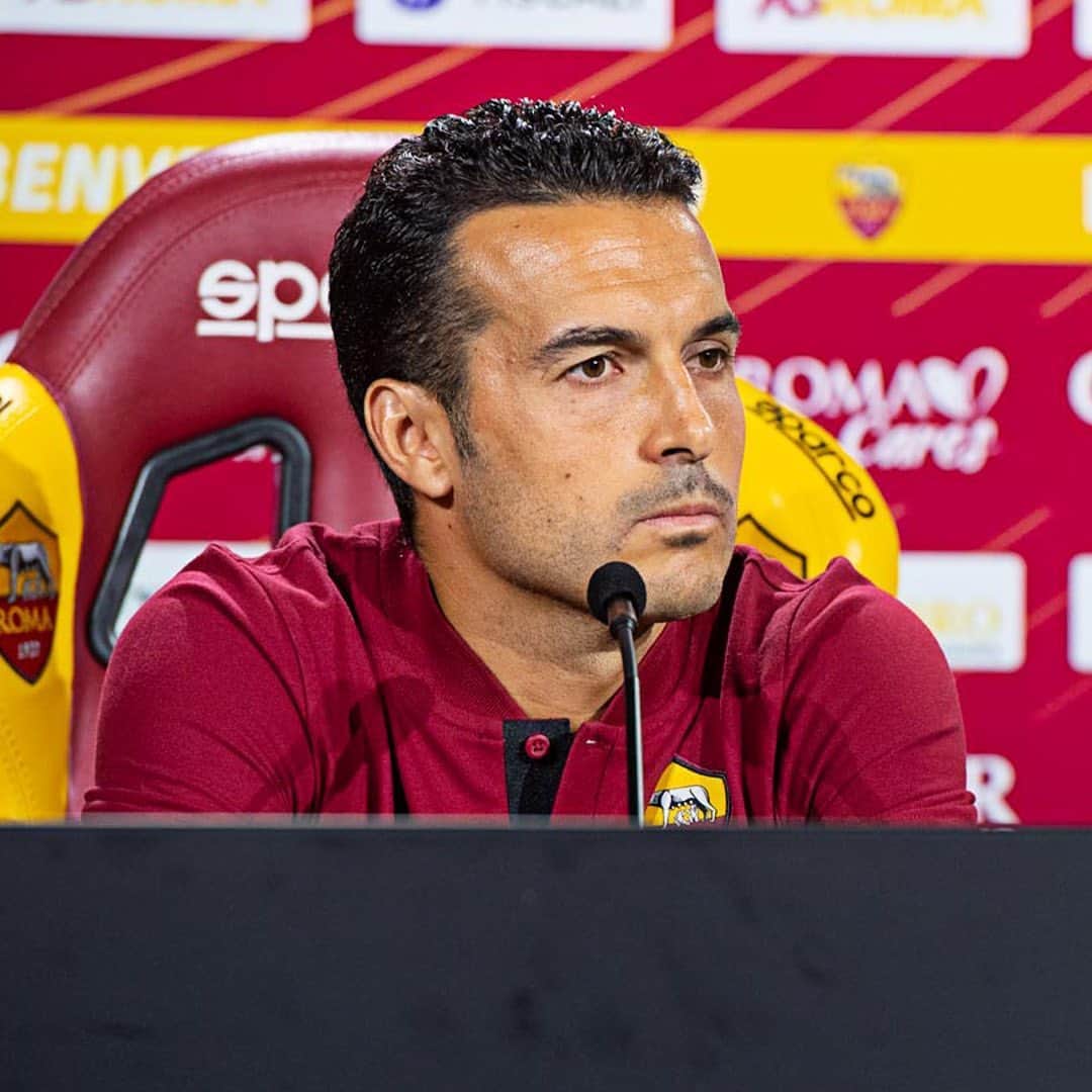 ASローマさんのインスタグラム写真 - (ASローマInstagram)「🎙 @_pedro17_ ➡️ “Every time I step on the pitch, I do so with the aim of winning, and I get angry if I draw or lose a match even in training. You should always aim for the top and try to win every competition you enter.” 🐺 #ASRoma」9月26日 0時43分 - officialasroma