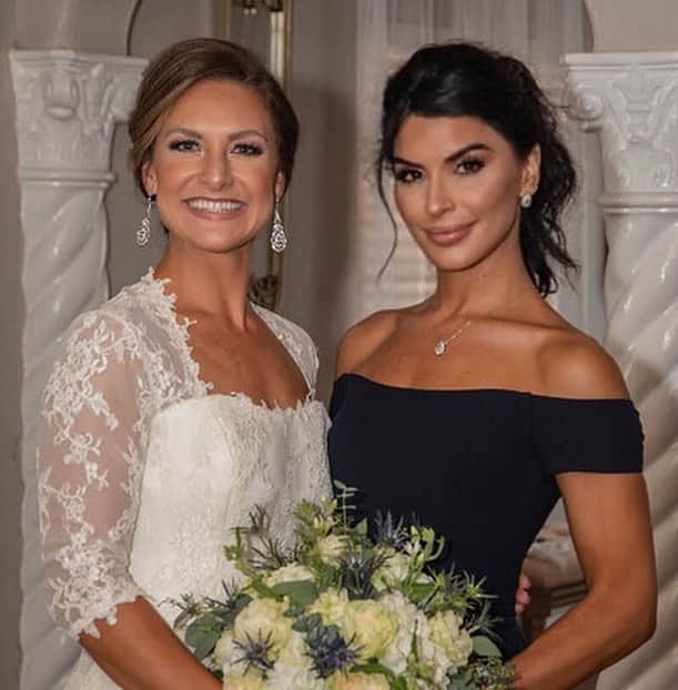 Michele Plaiaのインスタグラム：「My Best Friend's Wedding.   Britt, I love you and Matt so much. Congratulations on your beautiful life together. You're the most courageous person I know. 🤍  Brows and face by @eliot_beauty」