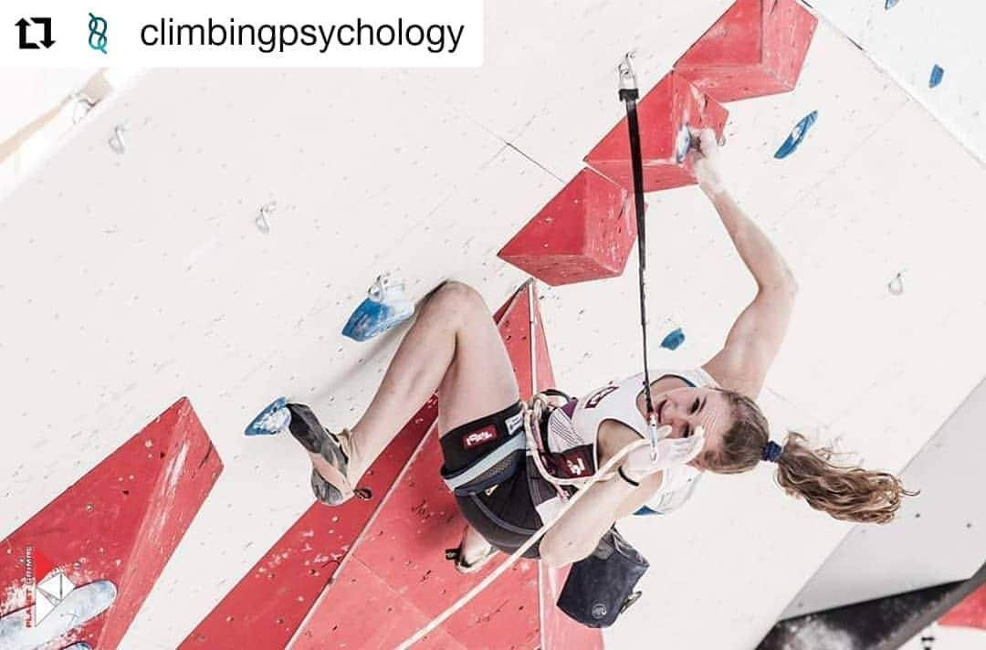 ハンナ・シューベルトさんのインスタグラム写真 - (ハンナ・シューベルトInstagram)「#Repost @climbingpsychology • • • • • • #takeover @schuberthannah .  I was always a person who cared way too much about what other people might think of me. I think the reason why a lot of people don't share their vulnerability is because they're scared of the reactions from others. Of course I thought about it a long time before I started to openly talk about my struggles with disordered eating on my instagram at the beginning of last year because I was scared of how everyone will react. But right after I shared my story I was really glad I did it. First of all it felt like a heavy weight was falling off my shoulders because I was hiding it for a while and felt like I could finally be honest with myself and everyone else! Secondly the reaction I got was incredibly positive! So many people messaged me, cheered me up, tried to find encouraging words and so so many thanked me for sharing and letting them know that they are not alone with these sort of problems! So much love and understanding was brought towards me that I was overwhelmed! Yes I still sometimes think about other's people opinion way too much but from my experiences I learned that being vulnerable, being honest, showing emotions, being brave and ignoring the worry about the reaction from others brought more positive things in my life than I could've ever expected!😊 .  🔸What about you? 🔸What positive experiences have you made by being vulnerable? 🔸You think it helped you to grow as a person? For me this was definitely the case! 🥰」9月26日 1時01分 - schuberthannah