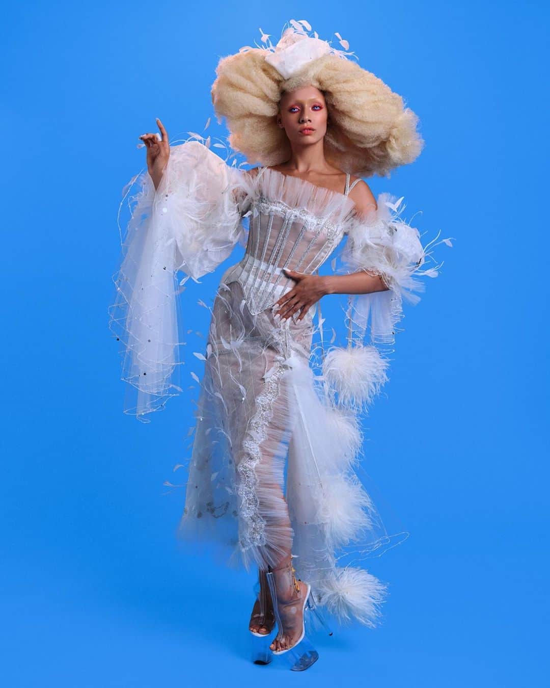 Fashion Weekのインスタグラム：「Must watch: @wiederhoeft_'s storybook-inspired #NYFW digital presentation — find it on nyfw.com now. Shown here, a look inspired by Mother Goose.」