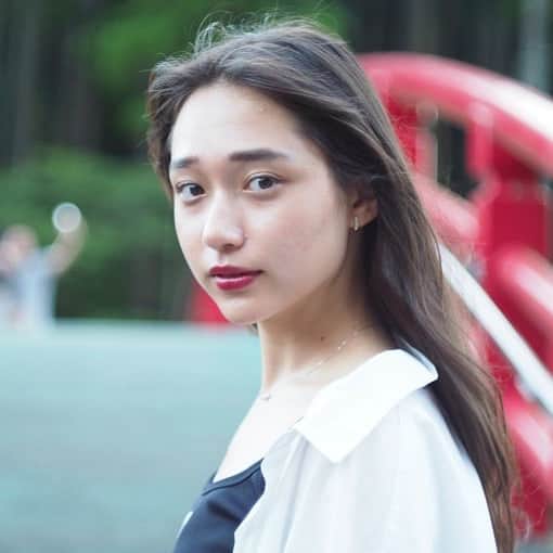 白本彩奈のインスタグラム：「お知らせ 💡  FM NACK5『MAGICAL SNOWLAND』 メインパーソナリティーとなりました！✨  毎週土曜日、18:00～21:00で 10月3日(土)よりスタートです 💭💭  @magicalsnowland よりお知らせを随時更新しています！   これから半年間、どうぞよろしくお願い致します 😊  #マジカルスノーランド」