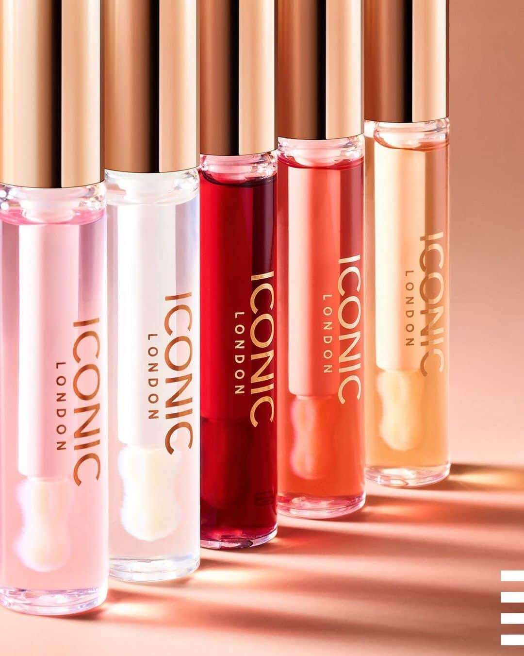 セフォラさんのインスタグラム写真 - (セフォラInstagram)「Oh, hello lip oil fans. Meet @iconic.london’s new Iconic London Lustre Lip Oil 💖 It moisturizes lips for hours and is an ✨experience ✨ to apply. Only at Sephora. Leave a 💎 if you’re adding to basket.」9月26日 1時21分 - sephora