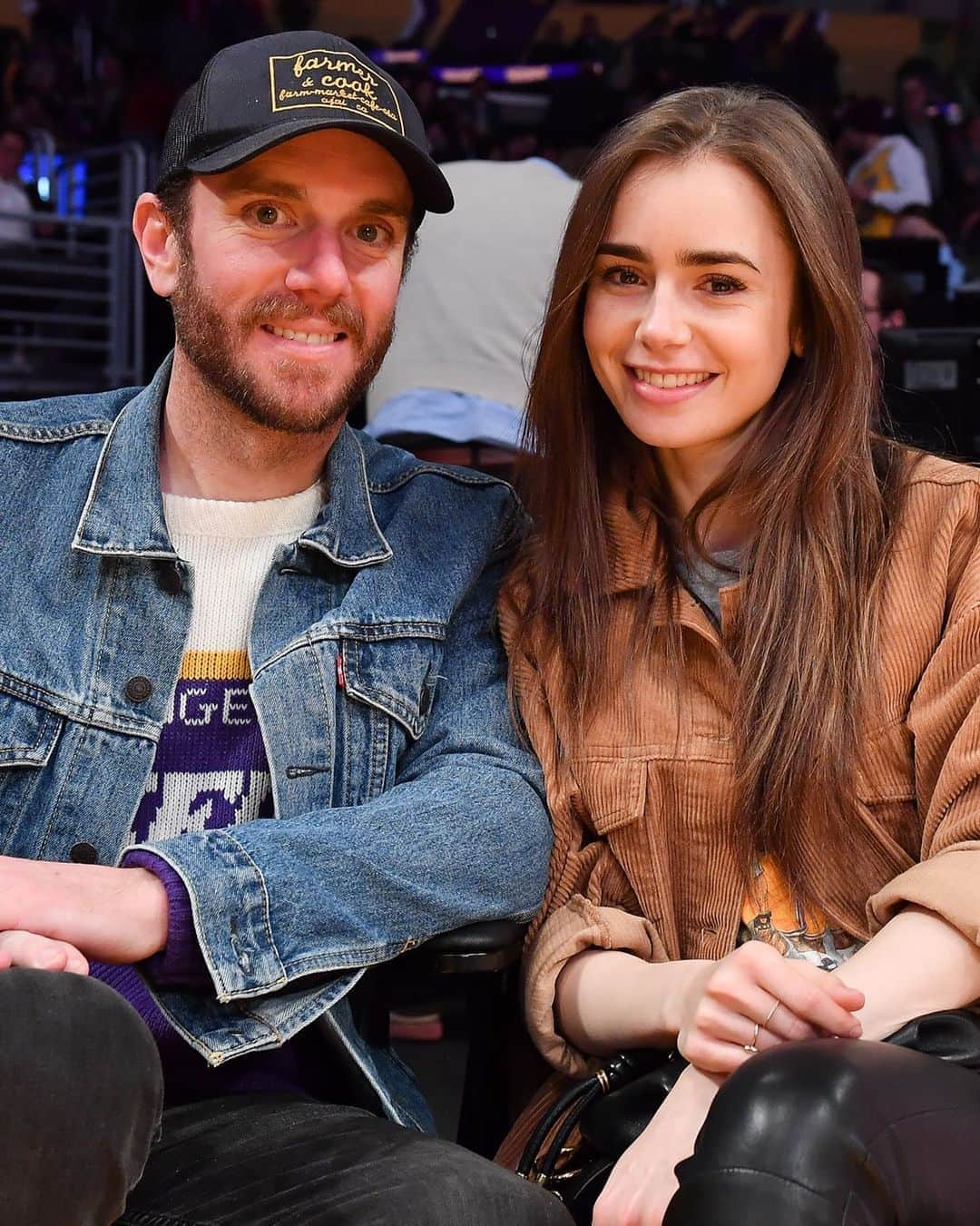 Just Jaredさんのインスタグラム写真 - (Just JaredInstagram)「@lilyjcollins and @charliemcdowell are engaged! Tap this picture in the LINK IN BIO to see more. #lilycollins  #charliemcdowell  Photo: Getty」9月26日 1時33分 - justjared