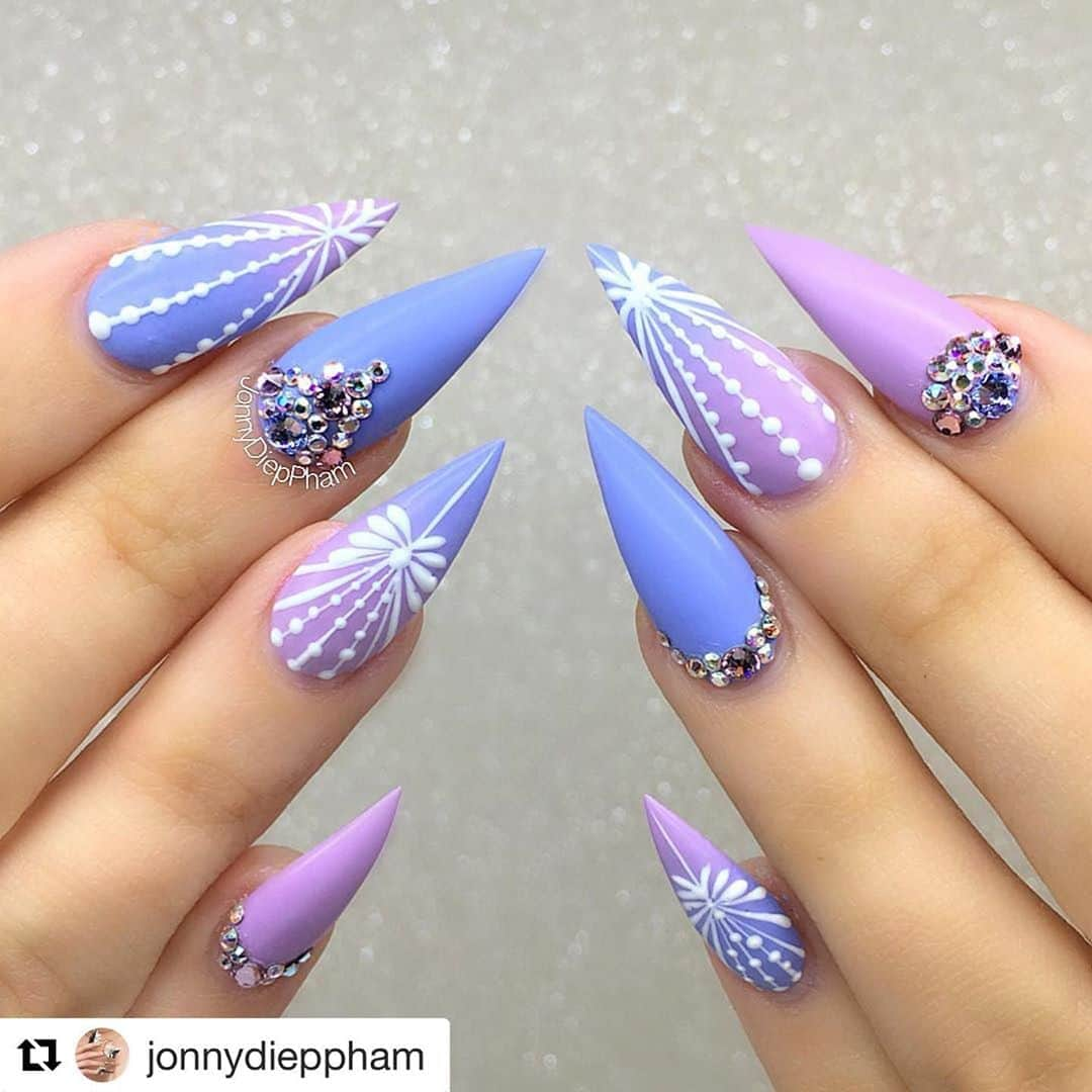 Nail Designsさんのインスタグラム写真 - (Nail DesignsInstagram)「#Repost @jonnydieppham  ・・・⠀⠀⠀⠀⠀⠀ ⠀⠀⠀ ⠀⠀⠀ ⠀⠀⠀ #nail #nails #nailart #nailwow #nail swag #instanails#ignails#nailstagram #handpainted#nailsofinstagram #nails2inspire #nailsoftheday #notd#nailaddict #nailartclub #nailpromote #naildesigns #nailartist #pointynails #nailprodigy #gelnails #sydneyartis」9月26日 1時29分 - nailartfeature