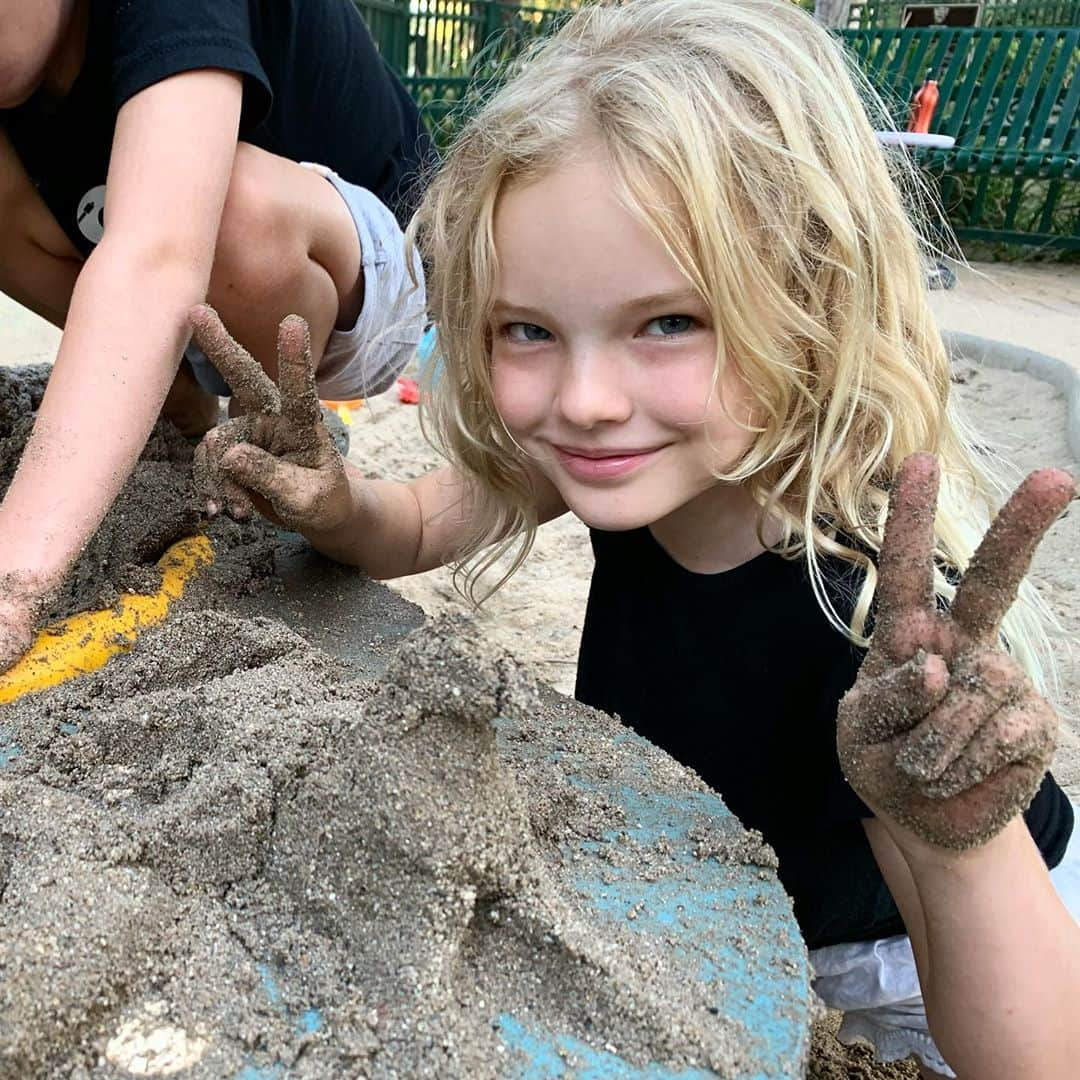 ジェームズ・ヴァン・ダー・ビークさんのインスタグラム写真 - (ジェームズ・ヴァン・ダー・ビークInstagram)「Ten years ago you were born.  Seems like yesterday... but also feels like another lifetime ago.  As I see you peering over the edge of your childhood into whatever’s next, I can’t say I know exactly what that is - because you’re my first.  And just like at every new milestone you reach: I’m new at this.  But I cannot tell you enough how grateful I am to be learning how to parent with YOU at the head of the pack.  I know you’re thinking about more than you’re sharing... curious about more than you’re asking... and sometimes all I can do is tell you I’m here for you.  I’m on your team, invested only in the best possible outcome for you and your happiness.  But I see your heart.  I see your compassion, your fire, your exquisite creative nature... and I love every part of you.  These have been the best ten years of my life.  The world is an infinitely better place with you in it, kiddo.  Even when you’re making bunny ears behind me. ❤️」9月26日 1時54分 - vanderjames