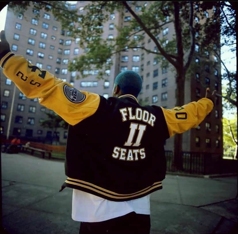 ワイクリフ・ジョンのインスタグラム：「If you tuned into the frequency of today you’re bumping @asapferg’s newest project Floor Seats 2」