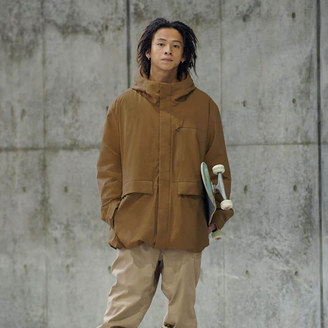 UNIQLO UKのインスタグラム：「UNIQLO Hybrid Down, warmth and movement.  #Uniqlo #LifeWear #UniqloLifeWear」