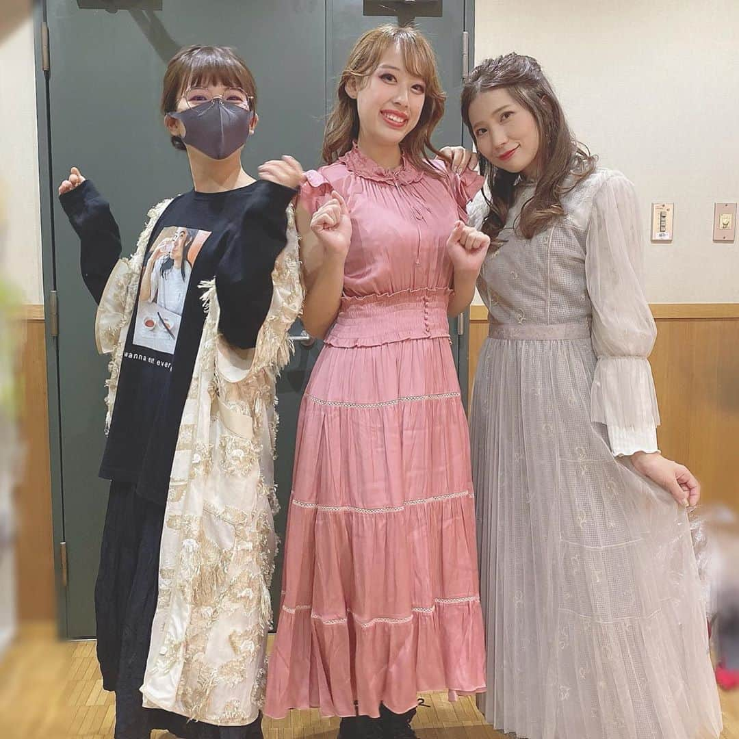 藍澤慶子さんのインスタグラム写真 - (藍澤慶子Instagram)「もよからかわいいお洋服おさがりでもらったよ((o(｡>ω<｡)o))ありがとすぎるーーー♡ #キ上褐色 #キ上の空論 #もよフリーマーケット #フリマ #ありがとう #かわいい #秋物欲しい」9月26日 2時31分 - kepiko928