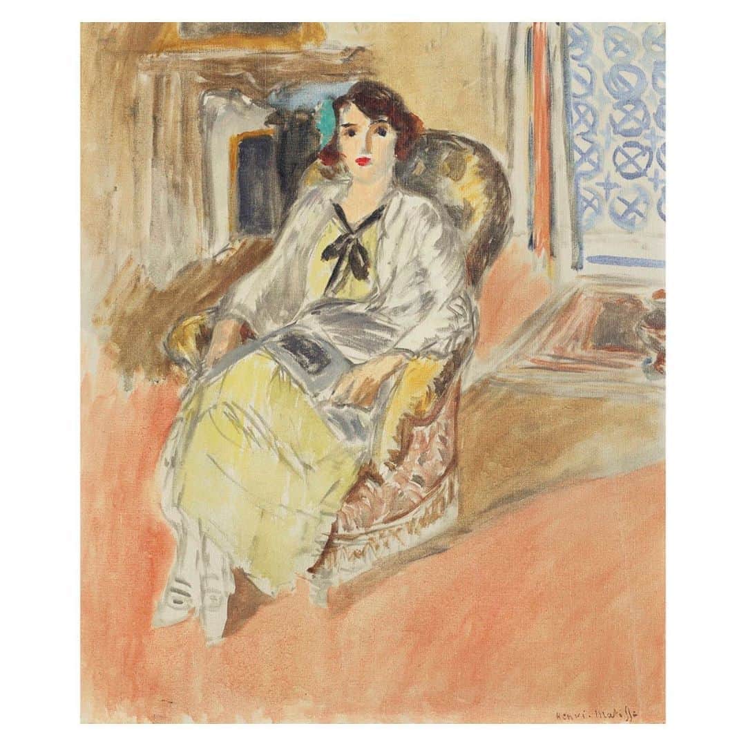クリスティーズさんのインスタグラム写真 - (クリスティーズInstagram)「Painted in 1921-1922, Henri Matisse's 'Jeune fille assise, robe jaune' depicts Henriette Darricarrère, the artist's principal model and muse from 1920 to 1927. ⠀ .⠀ 'Jeune fille assise' was executed during a pivotal moment in Matisse's career. Drawn to the southern light, Matisse had been spending more time in Nice, where he developed his modern brand of 'Orientalism' in his depictions of women in patterned interiors. These warm hues are characteristic of his Nice period, and they vividly contrast with Henriette's red lips and turquoise bow—bold colors that match the intensity of her sensual yet authoritative gaze.⠀ .⠀ This portrait owes a debt to Pierre-Auguste Renoir, whom Matisse had visited in nearby Cagnes-sur-Mer in 1917. Renoir inspired him to take a more classical and realistic approach to painting, while loosening up his brushwork in the airier, Impressionist manner seen here.⠀ .⠀ Philanthropist and collector Caroline Mormon Fesler acquired the work and gifted it to the Indianapolis Museum of Art at Newfields in 1961. It is now being sold to benefit the museum's art acquisition fund.⠀ .⠀ Henri Matisse (1869-1954), 'Jeune fille assise, robe jaune.' Painted in 1921-1922. Estimate: $700,000-1,000,000.⠀ .⠀ Impressionist and Modern Art Day Sale — 8 October, New York⠀ .⠀ #art #artist #matisse #henrimatisse #painting #artauction #newyork #modernism」9月26日 3時23分 - christiesinc
