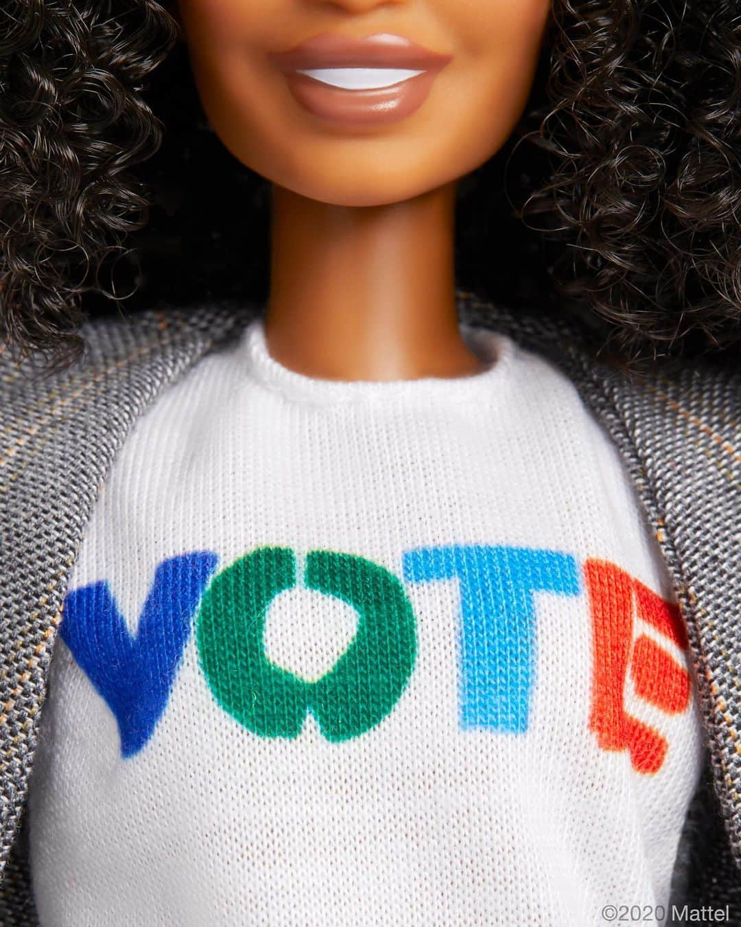 バービーさんのインスタグラム写真 - (バービーInstagram)「Because it’s your right! 💪 #Barbie is proud to reveal the @YaraShahidi VOTE doll, created in partnership with the young actress and change-maker to inspire the next generation of leaders. #Vote2020」9月26日 3時25分 - barbie