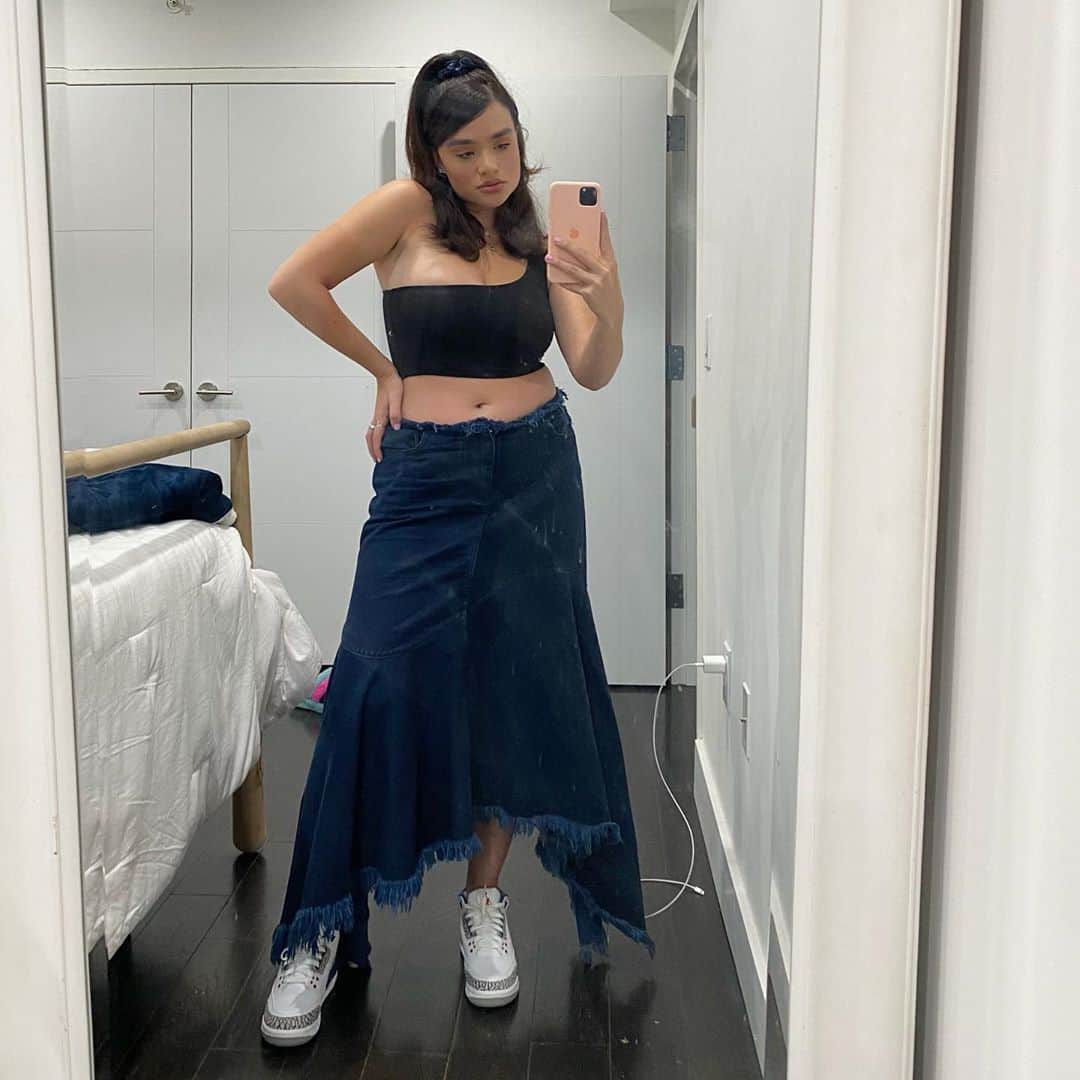 ダイアナ・ヴェラスのインスタグラム：「posted n deleted these the other day, my bad y’all 🤦‍♀️」