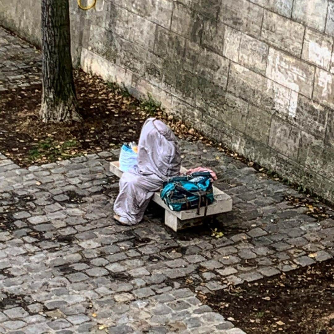 JULIEN D'YSさんのインスタグラム写真 - (JULIEN D'YSInstagram)「Insolite #paris #september25.2020 #triste #quaideseine」9月26日 4時30分 - juliendys