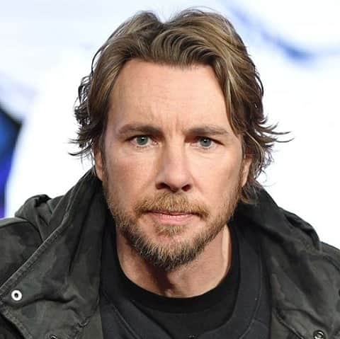 ハリウッド・リポーターさんのインスタグラム写真 - (ハリウッド・リポーターInstagram)「#DaxShepard is opening up. The actor shared he relapsed after 16 years of sobriety and talks the deep guilt he felt about hiding his "enormous secret" from wife Kristen Bell.  Link in bio.」9月26日 4時32分 - hollywoodreporter