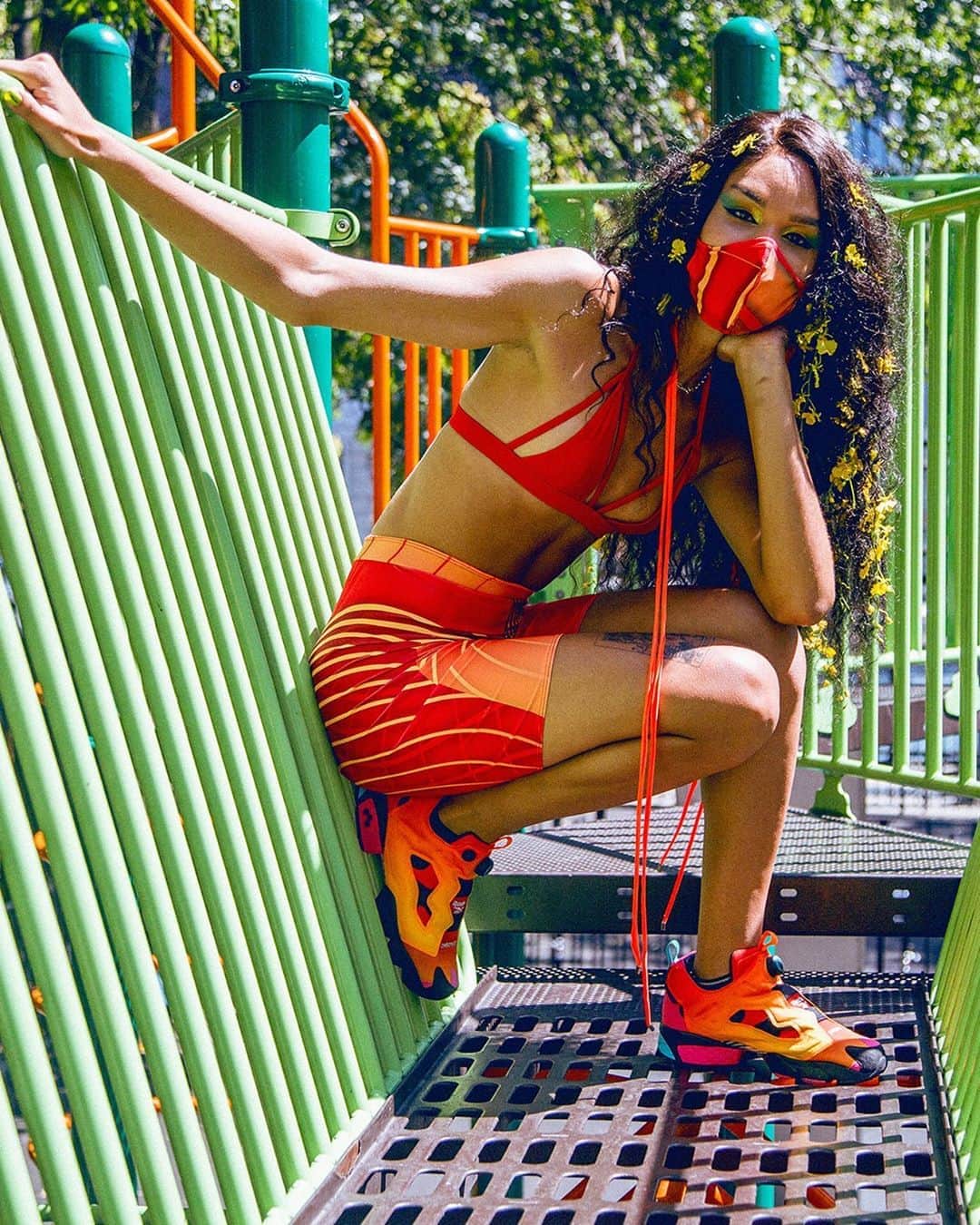 Fashion Weekのインスタグラム：「Aspiring to this level of accessory coordination 🧡 From @chromat's @NYFW September 2020 digital presentation, streaming on nyfw.com」