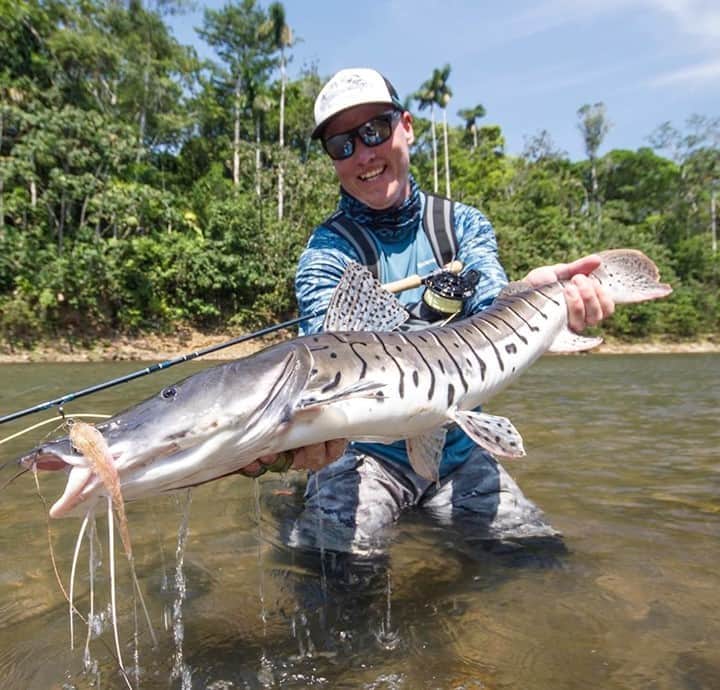 Costa Sunglassesのインスタグラム：「@captjackproductions on a Bolivian beast. #SeeWhatsOutThere #BornOnTheWater」