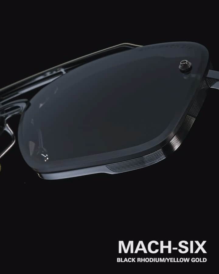 ディタのインスタグラム：「Mach-Six, one of the key styles of the Mach series. This new color comes in black rhodium and yellow gold with a dark grey to clear gradient lens. Now available on DITA.com. #DITA #DITAeyewear #DITAsunglasses #MachSix」