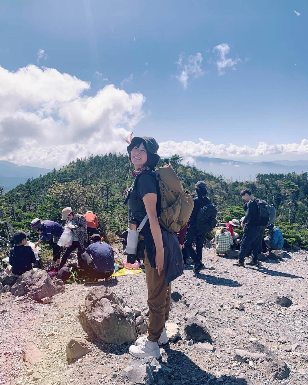 中村優さんのインスタグラム写真 - (中村優Instagram)「北横岳⛰以前は雪の時期に来たから、景色が全く違ってみえておもしろかった✨ #山#登山#北八ヶ岳#八ヶ岳#北横岳#優trekking」9月26日 16時13分 - nkmr_yu