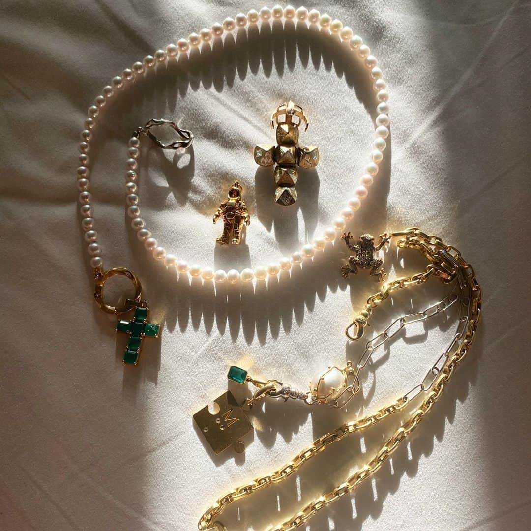 稲木ジョージのインスタグラム：「Building my personal collection 🥳💕」
