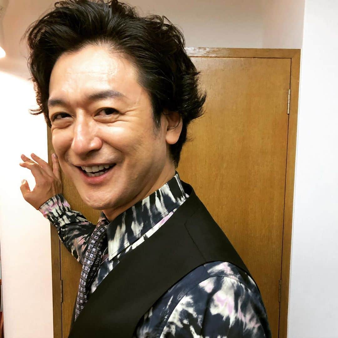 石丸幹二さんのインスタグラム写真 - (石丸幹二Instagram)「石丸幹二出演情報:  NHK BSプレミアム「映画音楽はすばらしい！」 2020年10月10日(土)21:00～22:59 再放送 2020年10月18日(日)13:30～15:29 NHKのご担当が石丸チームの演奏家たちに声がけをしてくださってました！あの歌うたいました。石丸マネ #石丸幹二 #kanjiishimaru #映画音楽は素晴らしい! #NHK」9月26日 16時46分 - team_kanji_ishimaru