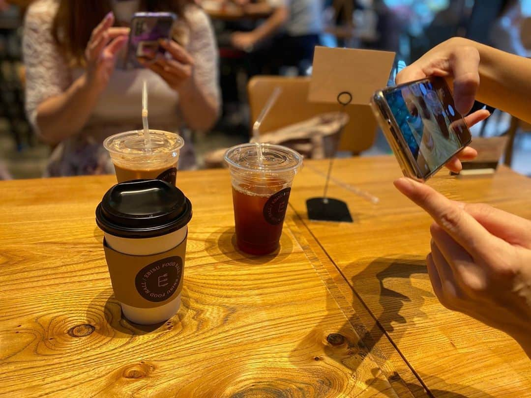 一木みおさんのインスタグラム写真 - (一木みおInstagram)「Tea time☕️ 今日はお休み！ 皆様もゆっくり素敵な一日を、、✨  #ebisufoodhall  #팔로우 #팔로우미 #소통 #팔로우환영 #写真好きな人と繋がりたい #tagsforlikes #followme #instalike #cafestagram #fashion  #photo #likeforlikes  #photooftheday #instagood #igers #좋아요  #coodinate #fashiongram #follow #friends #girls #cafe #self #love #cute #instagram #teatime #awesome #カフェ巡り」9月26日 8時43分 - mioichiki30