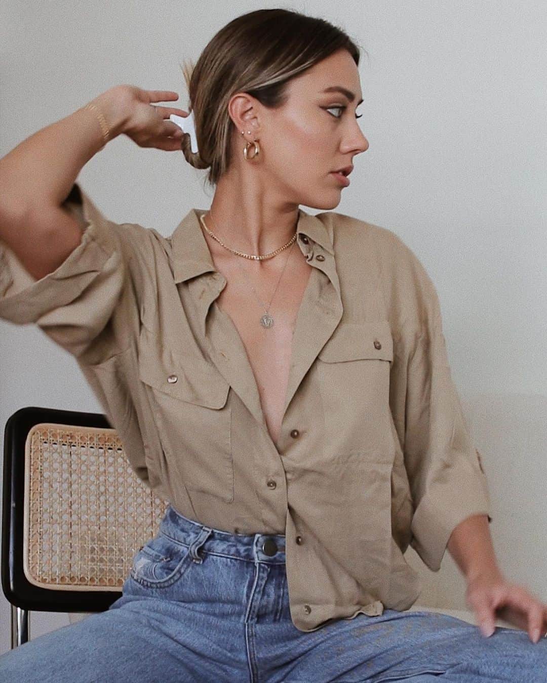 Camden Scottのインスタグラム：「All dressed up but we know she ain’t going nowhere.」