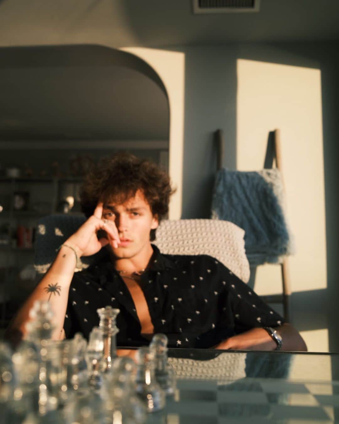 Jonahmaraisのインスタグラム：「why do i love this feeling?」