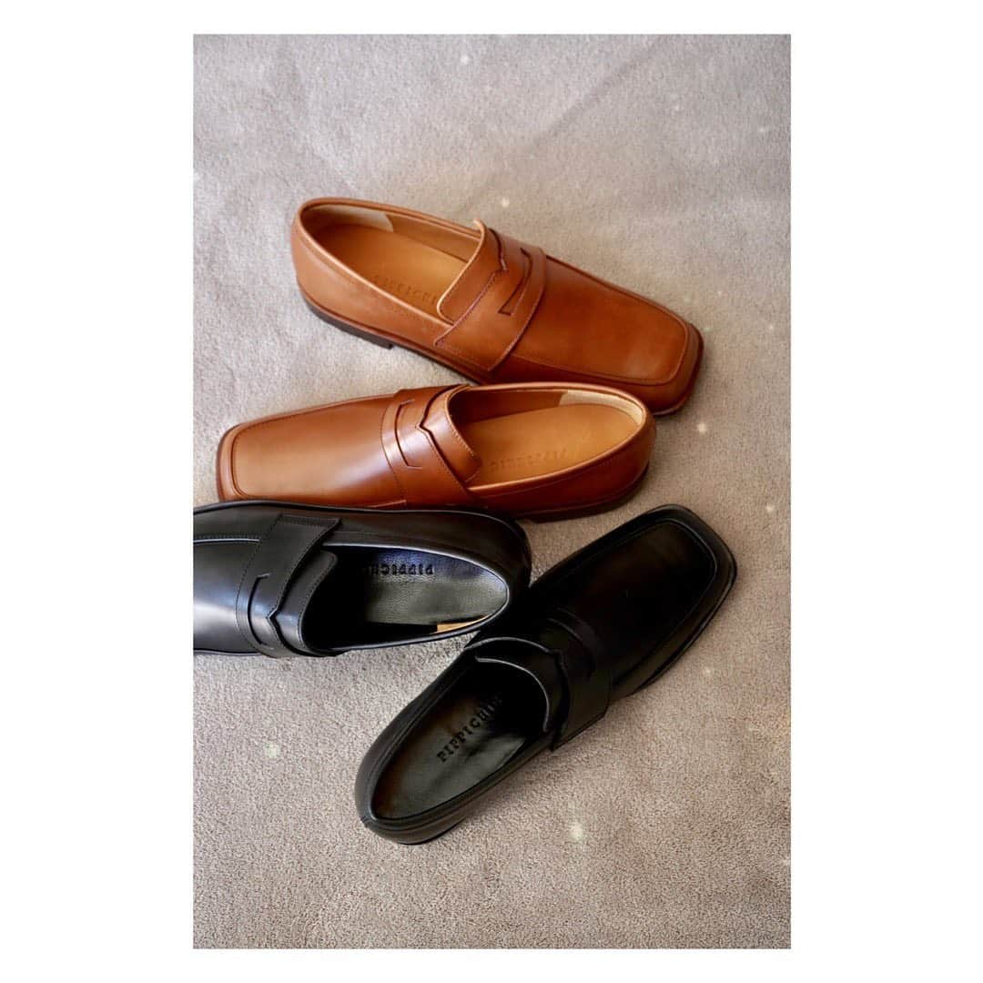 ETRÉ TOKYO ストアさんのインスタグラム写真 - (ETRÉ TOKYO ストアInstagram)「@etretokyo﻿ ﻿ PIPPICHIC SISSI LOAFERS﻿ ￥37,000 + TAX﻿ ﻿ PIPPICHIC<ピッピシック>﻿ デザイナー 佐藤葉子氏が手がけるシューズブランド。﻿ 「上質でデザイン性のあるシューズを手の届く価格で届けたい」という思いからスタート。 デザイナーのインスピレーションを大切にしながらも、時代のムードに合った、 デイリーに履きこなせるシューズを提案するブランドです。﻿ ﻿ #etretokyo#etre#fashion#ootd#outfit#coordinate#casual##etretokyo_staff_ootd#2020ETRE_AW#PIPPICHIC ﻿ #エトレ#エトレトウキョウ#シンプルコーデ#大人コーデ#大人カジュアル  #ルミネ新宿#ピッピシック」9月26日 9時07分 - etretokyo_store