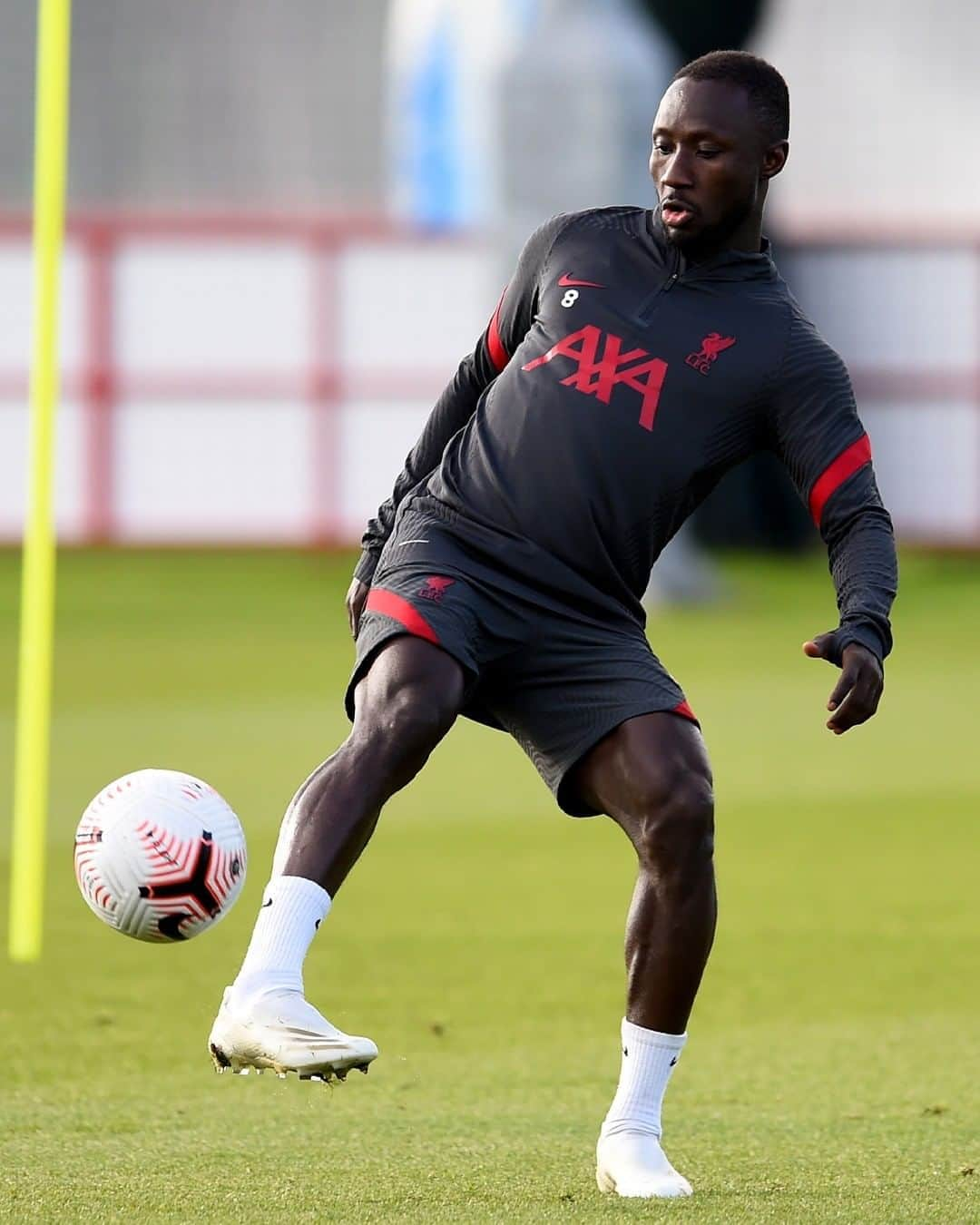 リヴァプールFCさんのインスタグラム写真 - (リヴァプールFCInstagram)「Back to @premierleague action on Monday 👊😍 #LFC #LiverpoolFC #Liverpool #PremierLeague」9月26日 10時30分 - liverpoolfc